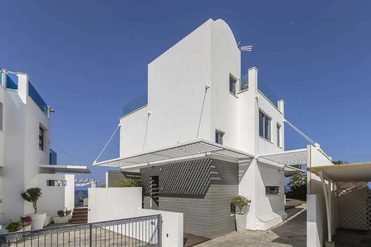 פרוטאראס Beachfront Dream Villa