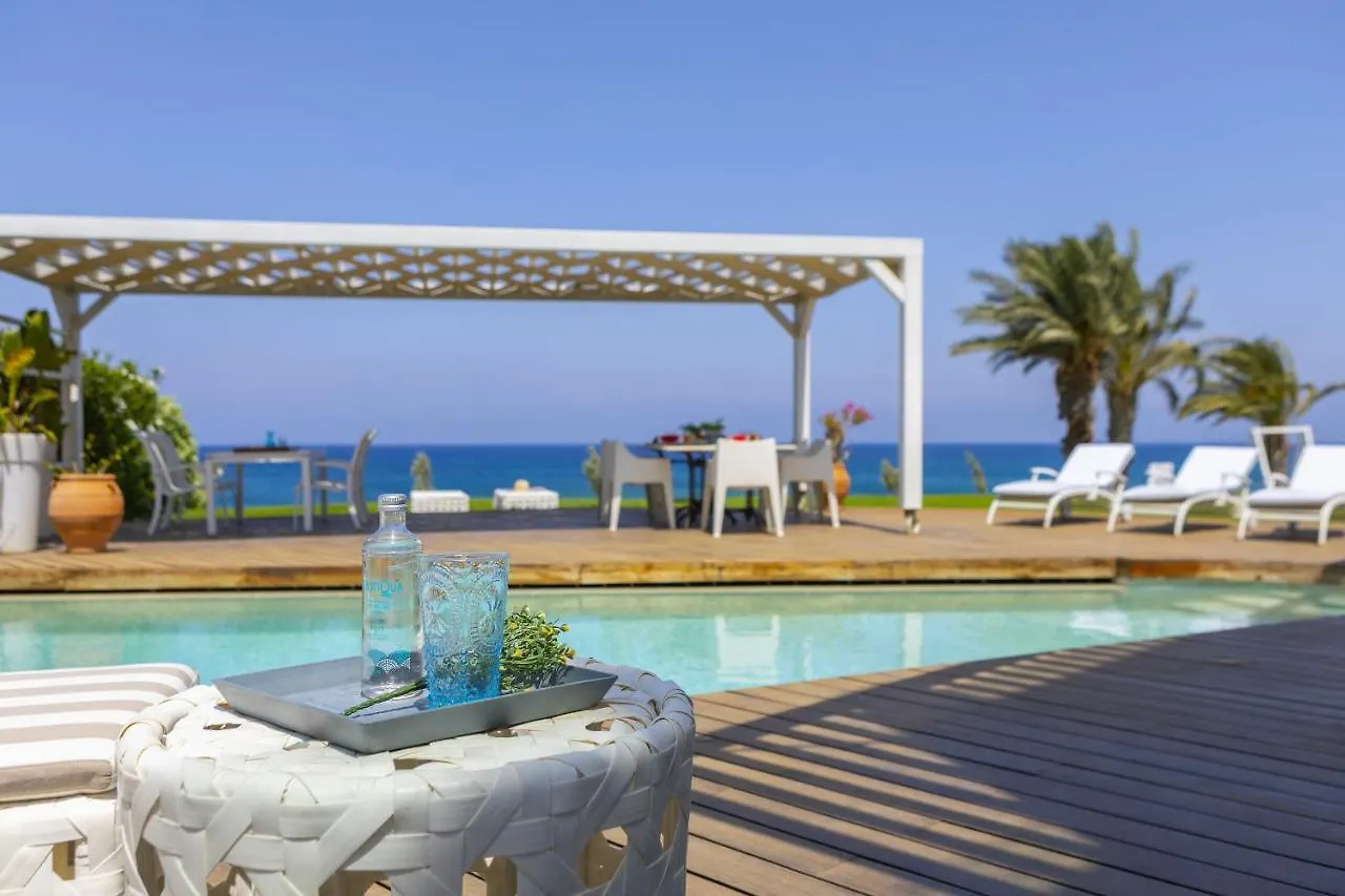 פרוטאראס Beachfront Dream Villa