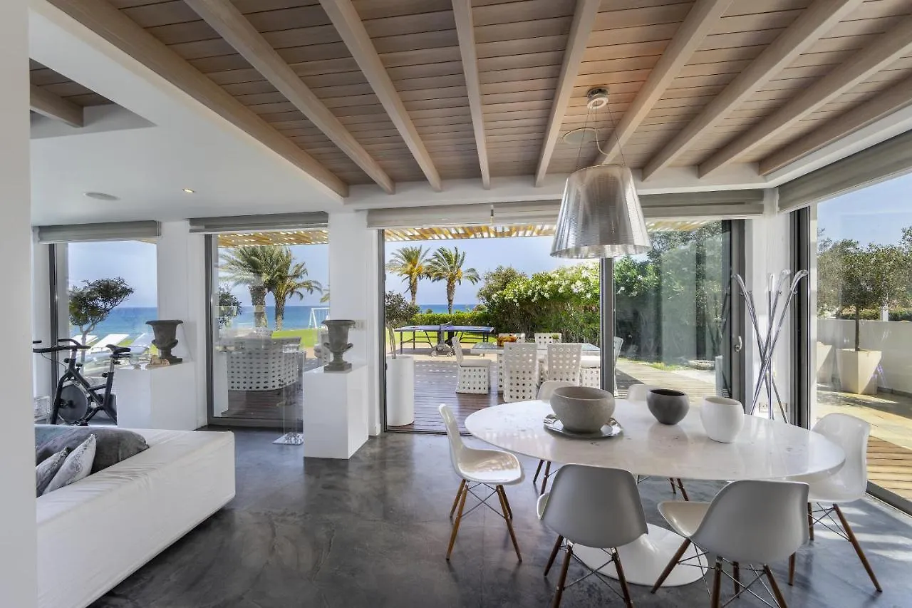 פרוטאראס Beachfront Dream Villa קפריסין