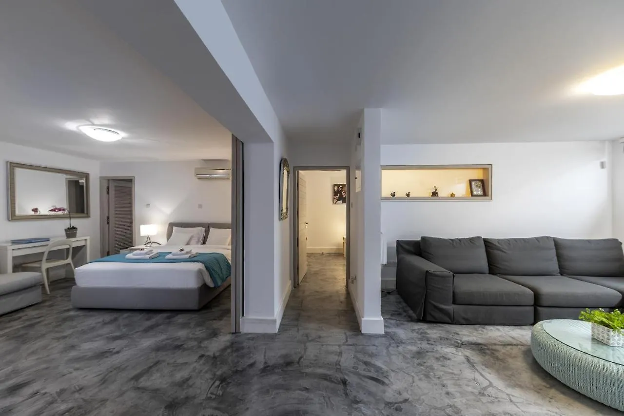 פרוטאראס Beachfront Dream Villa